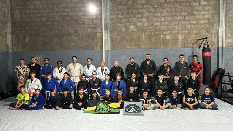 Aula inaugural de Jiu Jitsu na Academia RR